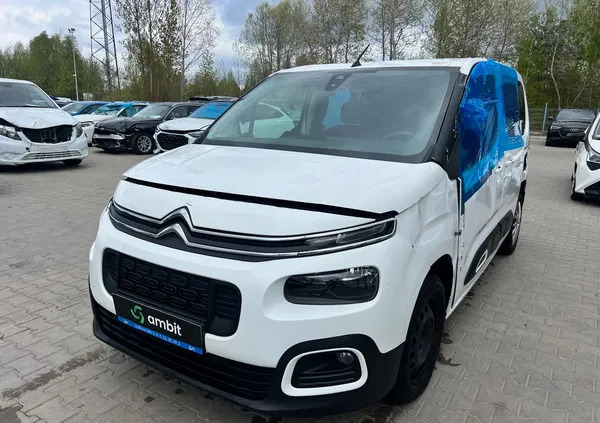 Citroen Berlingo cena 31900 przebieg: 139277, rok produkcji 2019 z Nowogard małe 137